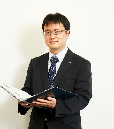 本社 経営管理部 財務経理課